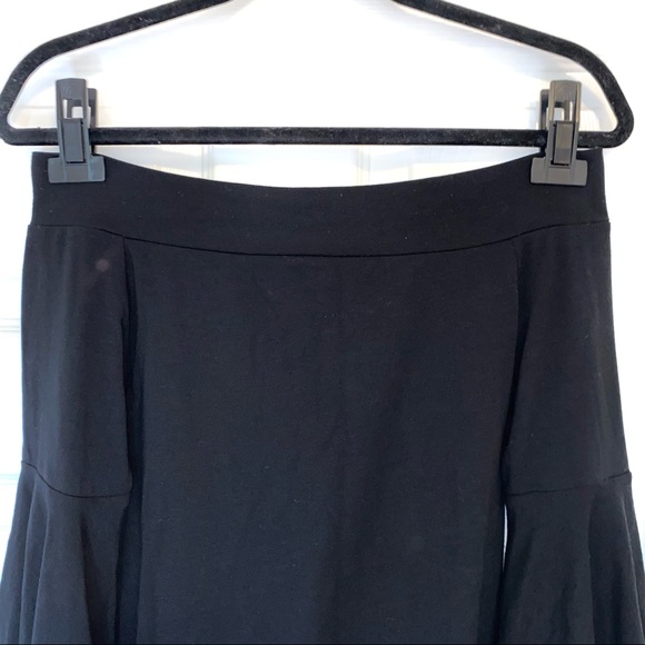 EXPRESS Off the Shoulder Bell Sleeve Top Black Size Small NWT - Picture 7 of 10